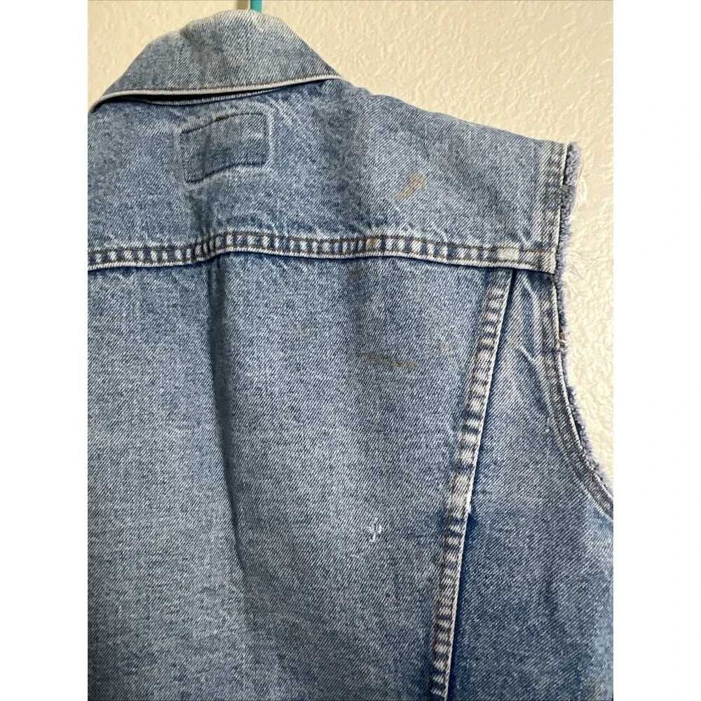 VTG 70-80s Levi's Denim Vest Size 36 Small‎ Festival Country